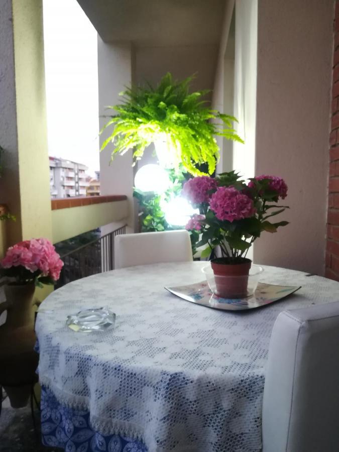 オリスターノ Domus Aurea Bed & Breakfast エクステリア 写真