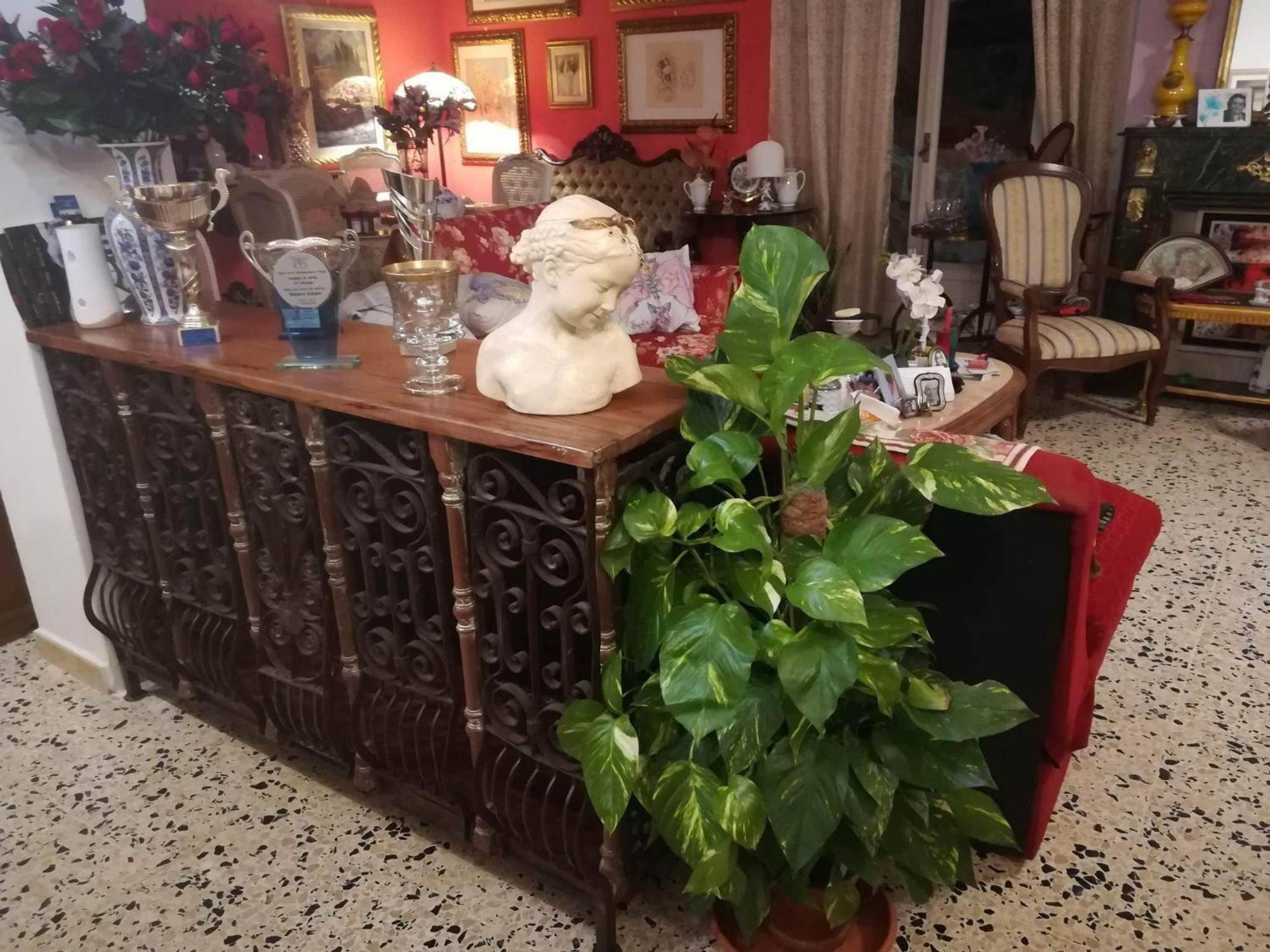 オリスターノ Domus Aurea Bed & Breakfast エクステリア 写真