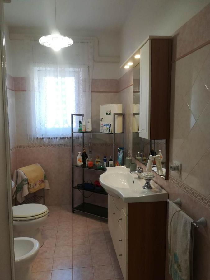 オリスターノ Domus Aurea Bed & Breakfast エクステリア 写真